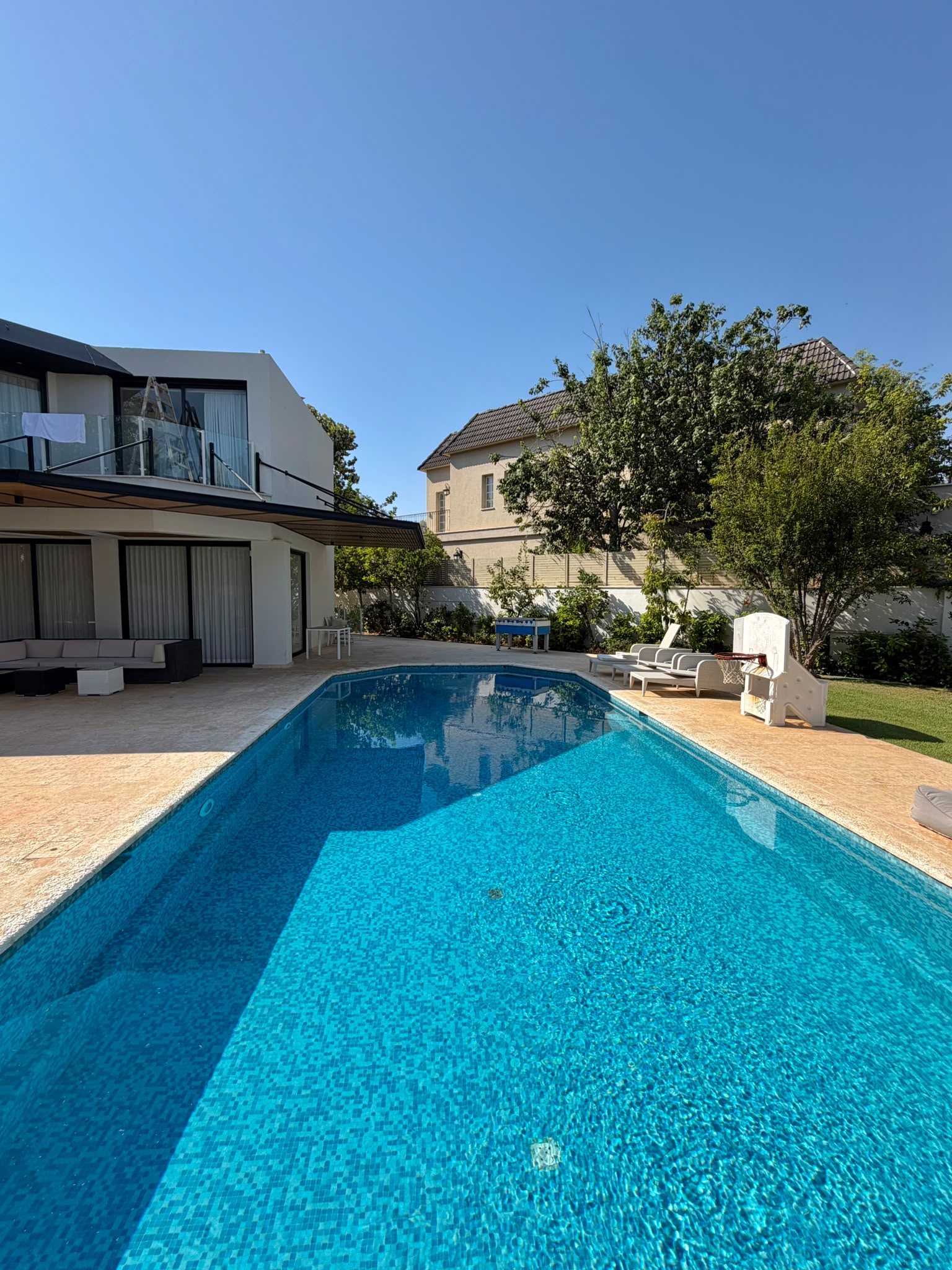 Villa for rent in Herzliya Pituach — Elegant Villa in Herzliya Pituach
